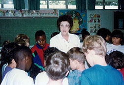 Portrait photograph of artist Ruth Karp